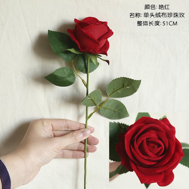 红色.jpg