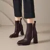 Botines de Tacón Súper Alto con Punta Cuadrada para Mujer Temporada Otoño/Invierno Chicas Petite Tacón Grueso Bota Corta Botas Adelgazantes