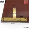 Puerta de mueble de esquina de madera imitación china T-shaped door pieza de esquina de ángulo recto flor de esquina protector de esquina de cobre protector de esquina herrajes