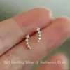 Brincos de Tarraxa em Prata de Lei S925 com Diamantes Pavimentados Design Japonês Simples Luxo Leve Exquisito Moda Versátil para o Dia a Dia Design de Nicho Brinco