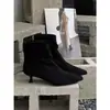 Botas Cortas Retro Occidentales de Tacón Alto Fino Adelgazantes con Puntera Puntiaguda, Plisadas y Apiladas, Nuevo Estilo Otoño/Invierno 2026 para Mujer