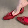 2026 Novos Sapatos Mary Jane Femininos da Moda Tendência com Salto Baixo Aumentador de Altura e Laço para o Trabalho, Sapatos Pequenos de Couro Versáteis