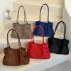 Bolsa de Tela Casual para Mujer Otoño/Invierno Nuevo Gran Capacidad 2026 Para el Trabajo Moda Tendencia Versátil Temperamento Color Sólido Bolso de Hombro