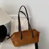 Bolsa Boston retrô coreana de nicho para axila feminina, outono, grande capacidade, minimalista, versátil para o dia a dia, bolsa de ombro tote