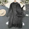 Suéter Abrigo de Punto Suelto Versátil Estilo Suave y Perezoso Conjunto de Dos Piezas Chaleco de Cuello V y Vestido Ajustado al Cuerpo