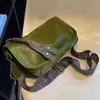 Bolsa Popular de Comércio Exterior Feminina Verão 2024 Nova Moda Bolsa Tiracolo de Alça Larga Popular na Internet Popular Bolsa Almofada Feminina