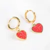 Brincos vintage estilo europeu e americano brincos personalizados em formato de coração de amor brincos simples de temperamento versátil mesmo estilo de celebridade da internet
