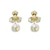 Pendientes Vintage de Perlas y Flores Elegantes y Románticos Estilo Francés, Dulces y Delicados Accesorios para Orejas Suaves para Mujeres