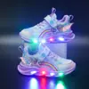 Zapatos para Niños al por Mayor con Luces 2026 Primavera/Otoño Nuevos Malla Transpirable Zapatos Deportivos para Niños Suela Suave Ligeros Zapatos de Princesa