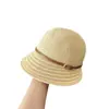 Sombrero de Pescador Estilo Casual Elegante Verano 2025 Largo Delante Corto Detrás Hebilla de Cinturón para Mujer, Sombrero de Cubo Estructurado para Proteger del Sol para Viajes y Vacaciones