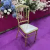 Silla de comedor con asiento plano silla de comedor de metal silla Castle silla de hotel para bodas silla para bodas en el césped gran cantidad en stock
