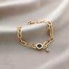 Pulseira Yunyao Inoxidável Mais Vendida Internacionalmente em Aço Titânio para Mulheres com Trevo de Cinco Folhas e Incrustação de Diamante, Personalidade Estilo Ins, Galvanoplastia a Vácuo 18K