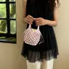 Bolso de Malla Hueca Estilo Francés 2026 Primavera Nuevo Bolso Tejido a Mano Moda Coreana Nicho Bolso Sencillo Bolso Pequeño