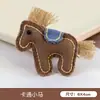 Bufanda de Tela Broche de Oso Dibujo Animado Lindo Colgante para Bolso de Peluche Accesorio de Muñeca Pequeña Pin de Regalo DIY