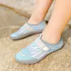 Nuevos zapatos de natación para arroyos infantiles, zapatos deportivos multifuncionales para fitness, zapatos de cinco dedos de secado rápido para natación y rafting en verano