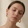 Pendientes Geométricos Taina Europeos y Americanos Transfronterizos de Acero Inoxidable Chapados en Oro de 18 Quilates, Pendientes de Lujo Ligero de Gama Alta de Nicho para Mujer al por Mayor