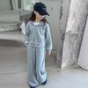Conjunto de Moletom Outono para Meninas 2025 Nova Moda Estilo Coreano para Meninas Mais Velhas Tendência Renda Casual