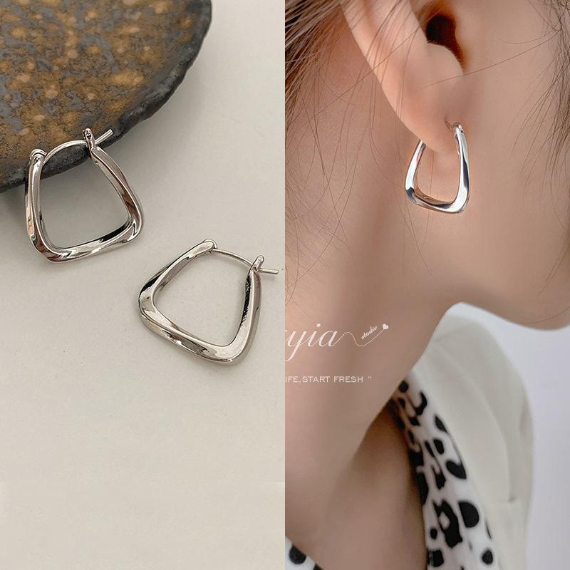 D0277方形耳扣-银色