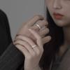 Contigo, anillo de pareja de plata de ley s925 esmerilado estilo lujo ligero anillo liso estrellado anillo de boca abierta para hombres y mujeres invierno
