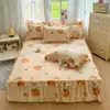 Falda de cama acolchada de vellón coral de terciopelo de leche de una sola pieza engrosada con encaje, colcha tipo sábana de franela con terciopelo y volante