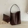 Bolsa Tote Versátil de Alto Padrão Retrô para Mulheres 2026 Nova Grande Capacidade Moda Casual para o Dia a Dia Bolsa de Ombro Único