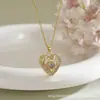 Colar de Projeção Transfronteiriço 100 Línguas Eu Te Amo Coração Recortado Pingente Feminino Fashion Elegante Simples Corrente de Clavícula