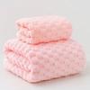 Toalla de terciopelo coral de rayas anchas estampada traje de toalla de baño absorbente secado de cabello regalo transfronterizo Rojo de Internet