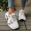 Zapatos de Papá Mariposa de Comercio Exterior para Niñas Nueva Moda Primavera 2026 Zapatos Casuales Ligeros Transfronterizos Tenis de Suela Gruesa
