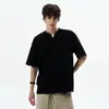 Camiseta Casual Masculina de Verão Estilo Americano com Decote V, Manga Curta, Patchwork com Rebites, Tendência e Descolada, Caimento Solto com Mangas Curtas