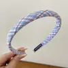 Pinza para el pelo de malla versátil y linda para mujer para uso diario, un accesorio suave y sofisticado que hace que el rostro parezca más pequeño y sujeta el cabello en su lugar