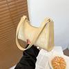 Bolso Baguette de Nueva Llegada Elegante Bolso de Hombro con Cadena para Mujer 2022 Verano Nuevo Llegada de Moda Lindo Bolso de Axila de Moda Genial para Mujer
