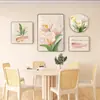 Pintura Decorativa de Restaurante Escandinavo Pequena Fresca Parede de Fundo de Mesa de Jantar Mural Estilo Creme Quente Simples Combinação de Flores Pintura Suspensa
