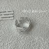 Onihan S925 Sterling Silver Coreano High-end Irregular Plissado Anel de Nicho Design Vento Frio Anel de Pigmento de Prata