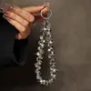 Funda de Teléfono Móvil de Cristal Lujosa y de Gama Alta, Cadena Universal tipo Bolso, Colgante de Cordón Corto con Llavero de Cartón, Tendencia de Celebridad de Internet