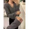Tejido de punto tipo lana, estilo coreano, hermoso top de malla con patchwork y cuello en V, una capa interior ligera y lujosa para mujer, perfecto para otoño e invierno