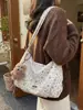 Bolso Tote Versátil Estilo Coreano Nuevo para Niñas, Bolso Tipo Dumpling Grande de Capacidad, Casual y Sencillo, Bolso de Hombro Cruzado para Estudiantes para la Clase