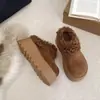Zapatos de Algodón Peludo con Suela Gruesa 2026 Otoño/Invierno Nuevos Pantuflas Cálidas de Lana de Cordero Slip-on Cómodos Versátiles Zapatos Peludos