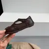 Sapatos Casuais Retrô de Couro com Tira em T Cor Sólida 2026 Novo Outono Inverno Sapatos Individuais Macios com Bico Dividido Sintético para Meninas