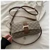 Bolsa feminina muito estilosa, versão coreana, bolsa de mão estampada retrô de nicho, nova moda outono 2026, bolsa quadrada pequena casual