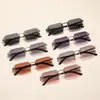 Gafas de Sol Poligonales Metálicas Retro de Montura Fina para Mujer, Gafas de Sol Estilo Calle Celebridad de Internet, Gafas de Sol Versátiles de Moda Europeas y Americanas