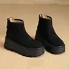 Botas de nieve de suela gruesa para mujer 2026 nuevo estilo estilo británico otoño e invierno con felpa botas cortas para personas bajas para aumentar la altura productos europeos venta caliente botas cortas de plataforma