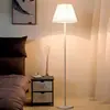 Sala de estar minimalista moderna, quarto, sofá, luminária de piso para estudo, luminária de sofá decorativa minimalista de luxo leve, luminária de mesa de chão para uso doméstico