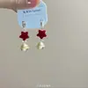 Aretes y Clips para Orejas de Fuegos Artificiales de Año Nuevo, Exquisitos y Pequeños, Diseño de Flor Roja Soñadora, Elegantes y Versátiles, Aretes de Lujo Ligero para Mujer