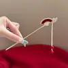Novo Grampo de Cabelo Rosa Vermelho Chinês Feminino de Alta Qualidade Antigo com Franja para Caminhar Outono e Inverno Elegante Grampo de Cabelo Grampo de Cabelo de Ano Novo