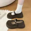 Mocasines de suela gruesa para mujer, de corte bajo, colección primavera-otoño 2026, diseñados para mujeres petite, ofreciendo un look elegante y versátil con un efecto que realza la altura