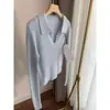 Procesamiento OEM 100% hilo Yangzi alemán suéter de punto de color liso minimalista de corte ajustado versátil con media botonadura y cuello Polo para mujer