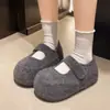 Sapatos de algodão quentes forrados com pelúcia retrô novos para outono e inverno de 2026 com fecho de velcro mágico interno para aumentar a altura para mulheres baixinhas