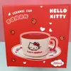 MINISO Productos Famosos y Excelentes Serie Temporada de Manzana Hello Kitty Taza de Agua Hello Kitty con Plato Taza de Cerámica Taza de Café