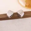 Pendientes Curvos Cepillados Geométricos de Diseño de Nicho, Modernos y Minimalistas, Pendientes de Estilo Fresco, Elegantes y de Lujo Ligero, Accesorios Versátiles para Orejas