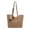 Bolso Pequeño de Otoño para Mujer 2026 Nueva Moda Bolso Cruzado Versátil Bolso de Mano de Gran Capacidad Bolso Cubo Bolso Tote